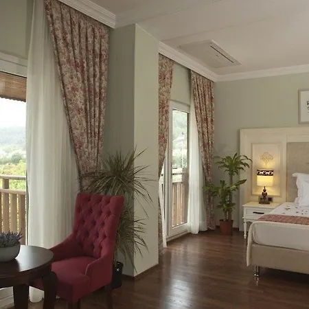 Hotel Padok Premium & Stables 4*