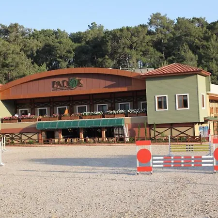 Hotel Padok Premium & Stables