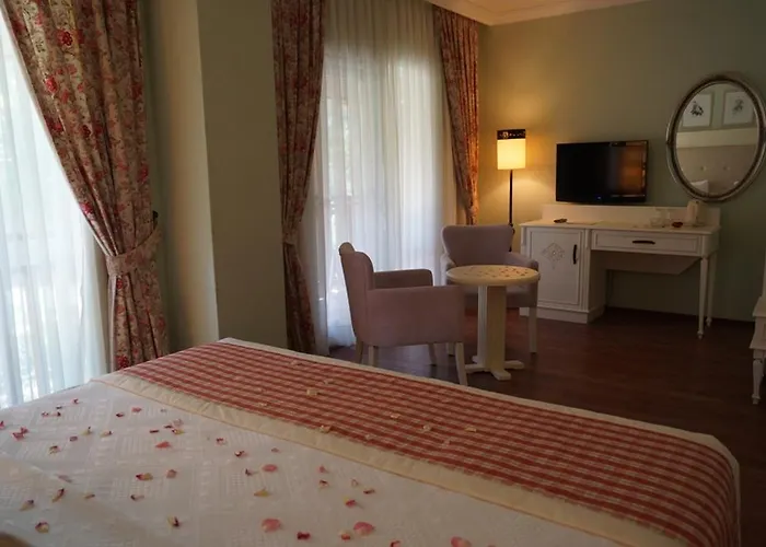 Padok Premium & Stables Gökova